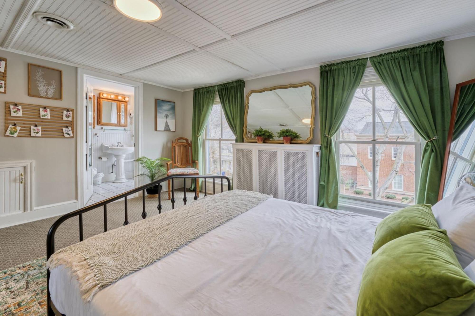 Top-Floor 1Br In Historic Capitol Hill Washington Extérieur photo